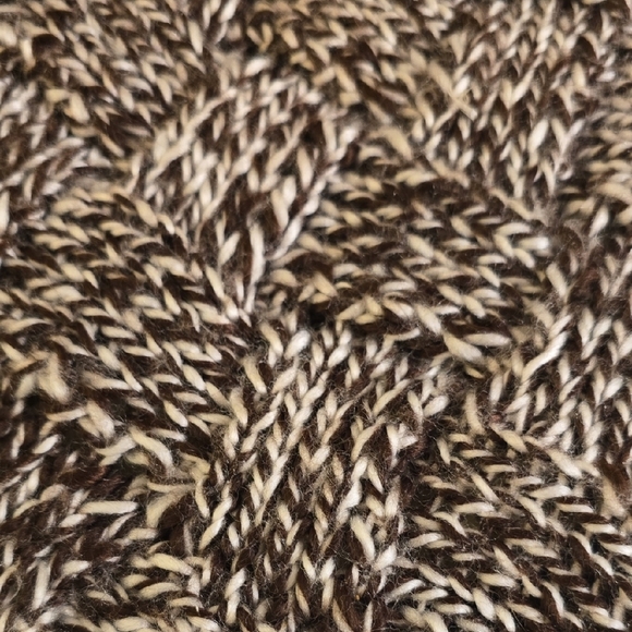 White and Brown Purse with Plush Fur Trim - Picture 9 of 10